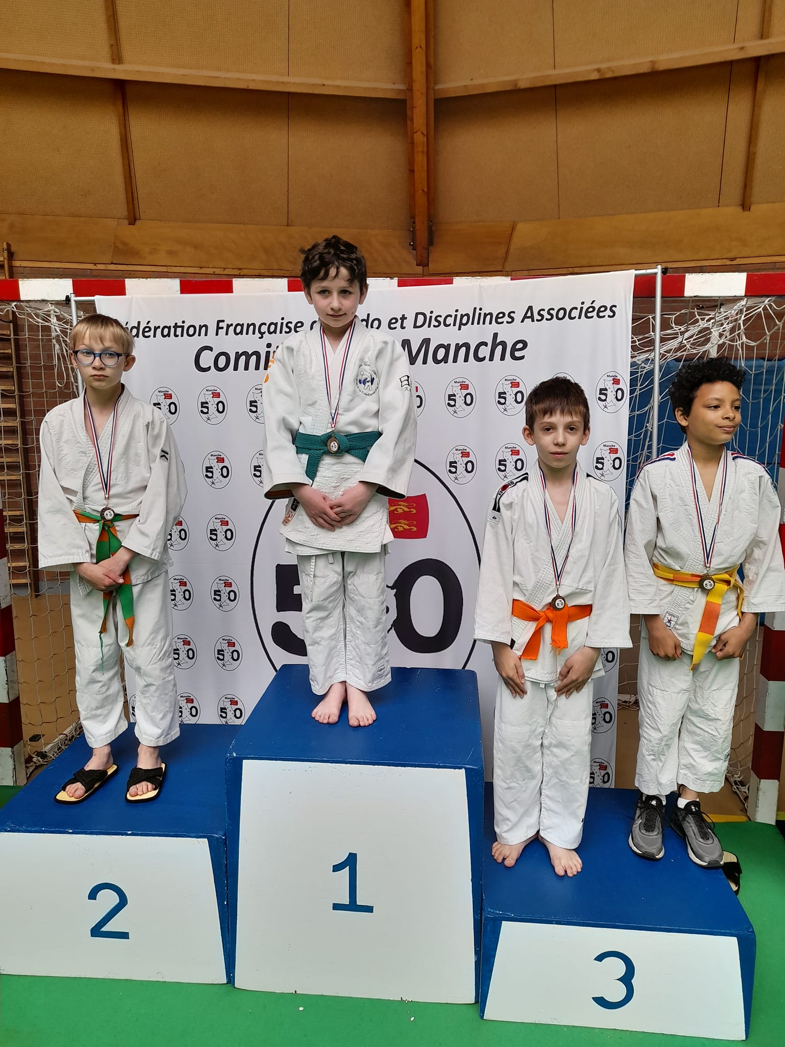 24 Avril 2022, Marigny (50 570), se déroulait la finale départementale des benjamins. Dorian de l'Ohs judo, se classe 3ème.
